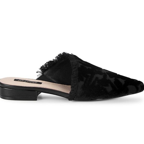 NEW AVA & AIDEN Women Bailey Burnished Velvet Fringe Trim Asymmetric Mule Slip - Picture 3 of 7